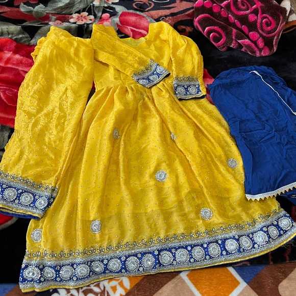 Punjabi suits on sale - Picture 1 of 11